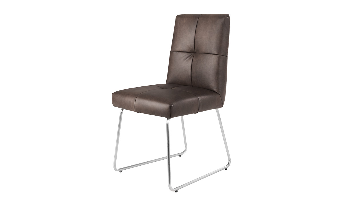 Modern designte ANI Essgruppe von ADA . Mindful Living für das stilvolle Esszimmer
