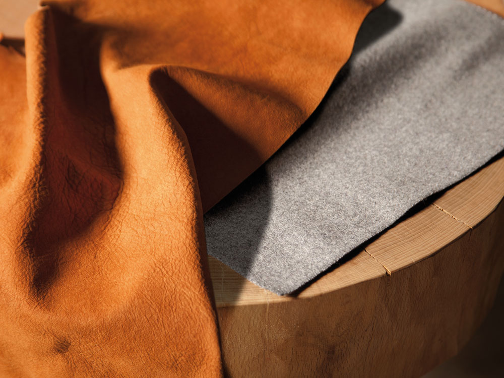 3xl-Image_Stoff_Leder 01