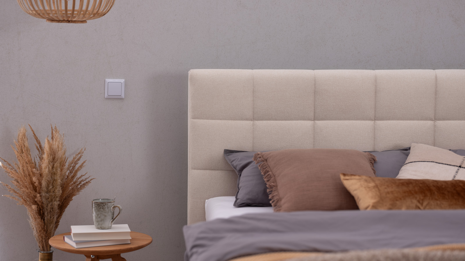 Schlafzimmer in beige-braun Schlafzimmer in beige-braun
