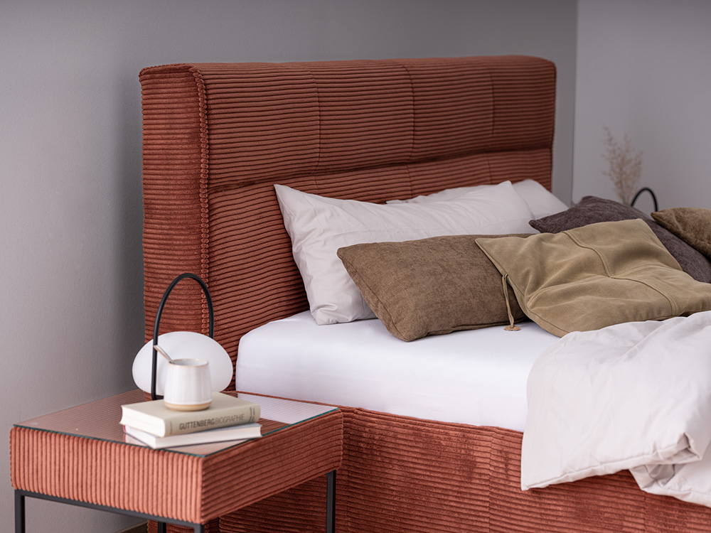 Bett RORIS mit Cordstoff