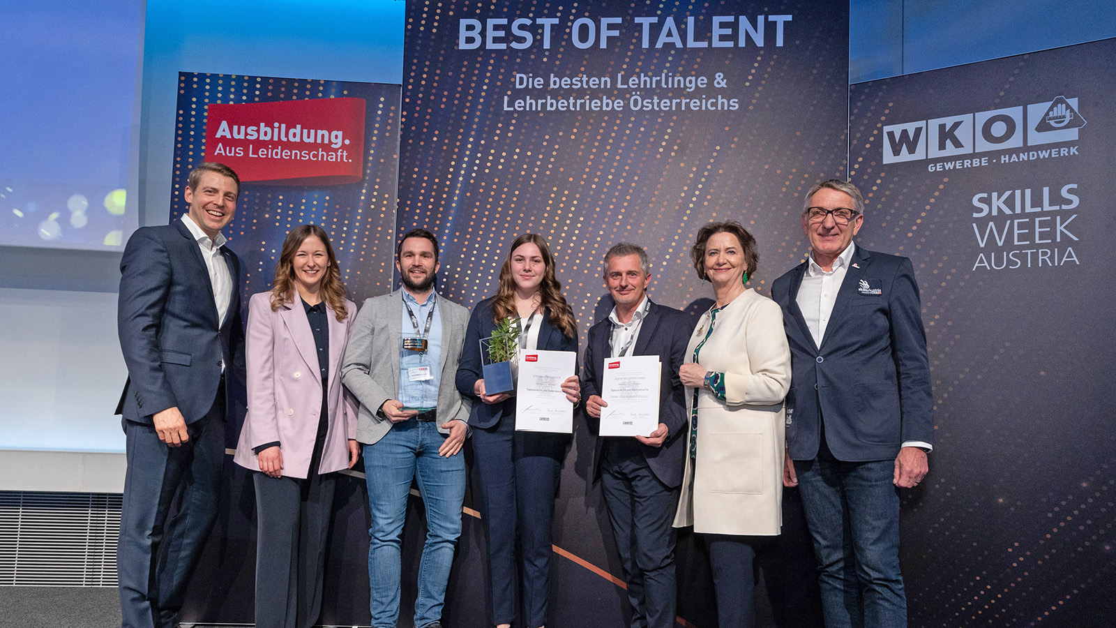 Best of Talent: ADA bildet die beste Tapezierer:in- & Dekorateur:in-Lehrling Österreichs aus Best of Talent: ADA bildet die beste Tapezierer:in- & Dekorateur:in-Lehrling Österreichs aus