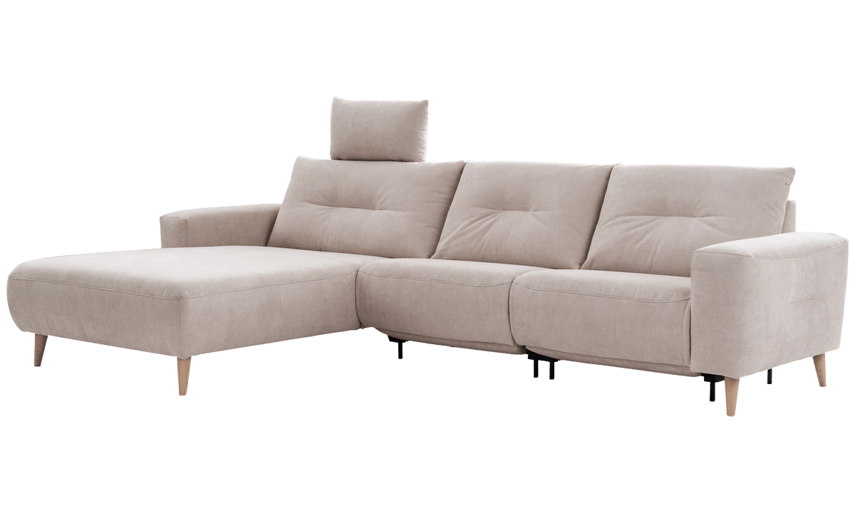 Beiges Sofa ALIKA von ADA Möbel mit Holzfüßen im Scandi Stil - ADA Möbel - Unsere Sofas & Couches.
