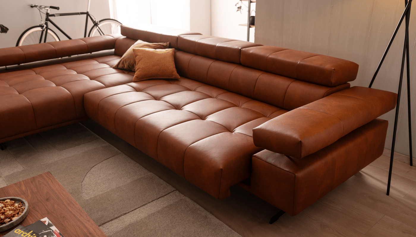 4xl-Raimo_EVI157_D12 Sofa RAIMO in rot braunem Leder von ADA Möbel mit Nackenverstellung und Vorziehbank