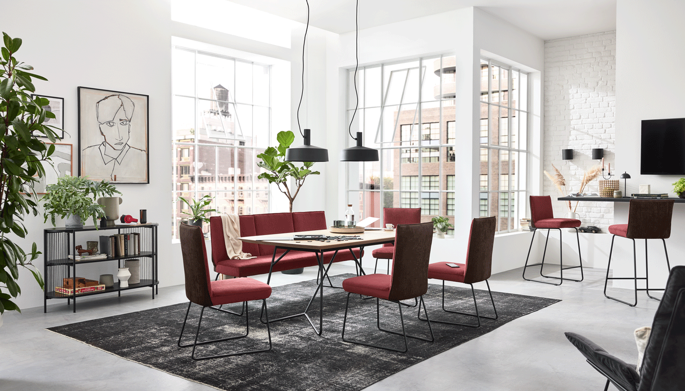rote Essgruppe VITO von ADA Möbel mit ADAption Funktion rote Essgruppe VITO von ADA Möbel mit ADAption Funktion
