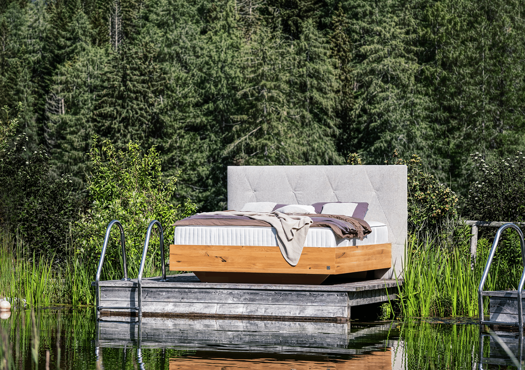 ADA Boxspringbett Stella Alpina inmitten der Natur