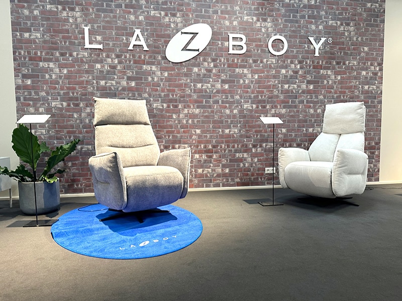 LZB6_800x600px ADA's Lizenzpartner La-Z-Boy überzeugte auf der M.O.W. Möbel Messe