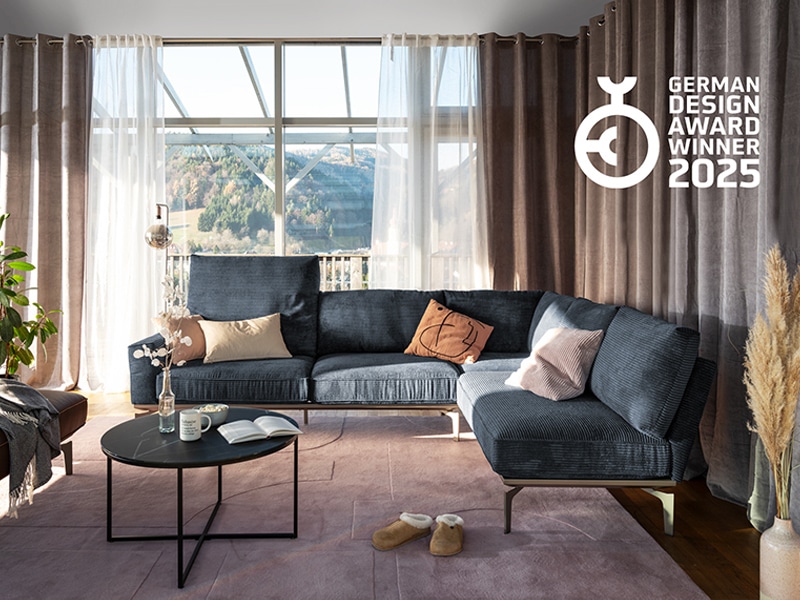 Sofa-Draba_TRI106_GDA25_800x600px ADA Sofa DRABA ausgezeichnet mit German Design Award 2025