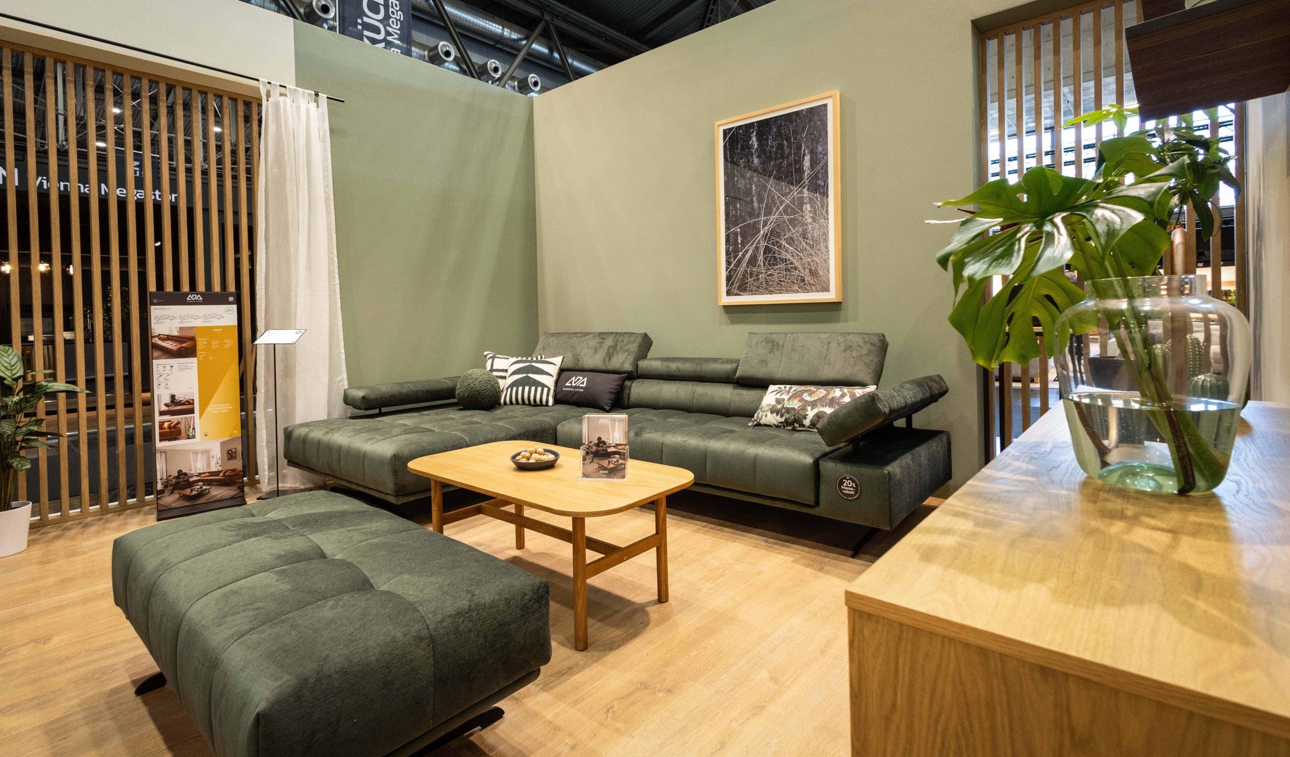 Couch RAIMO auf der Wohnen&Interieur2025