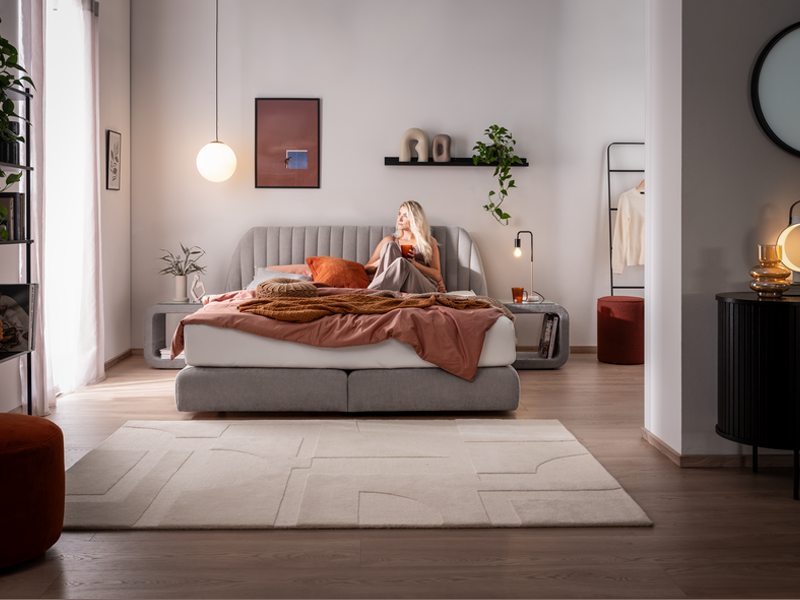 xl-Suavis_800x600 graues Boxspringbett SUAVIS von ADA Möbel