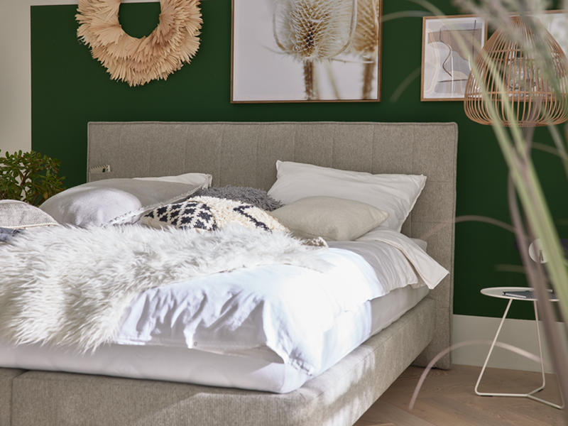 xl-NIRINA_800x600px graues Boxspringbett Nirina von ADA Möbel